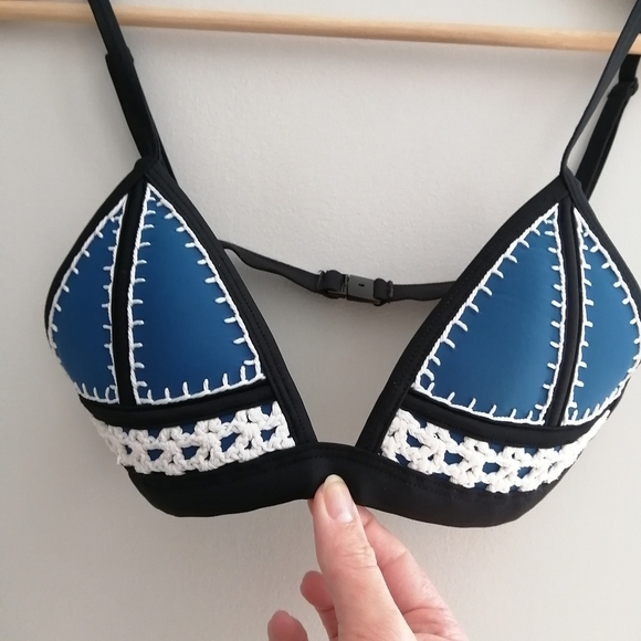 Triangl Crochet Neoprene Bikini Top Navy with Blue and White Swim Bathing XS - Picture 4 of 13